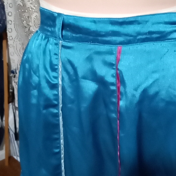 Elkont European Made satin ruffled skirt. Sz M - Picture 3 of 15